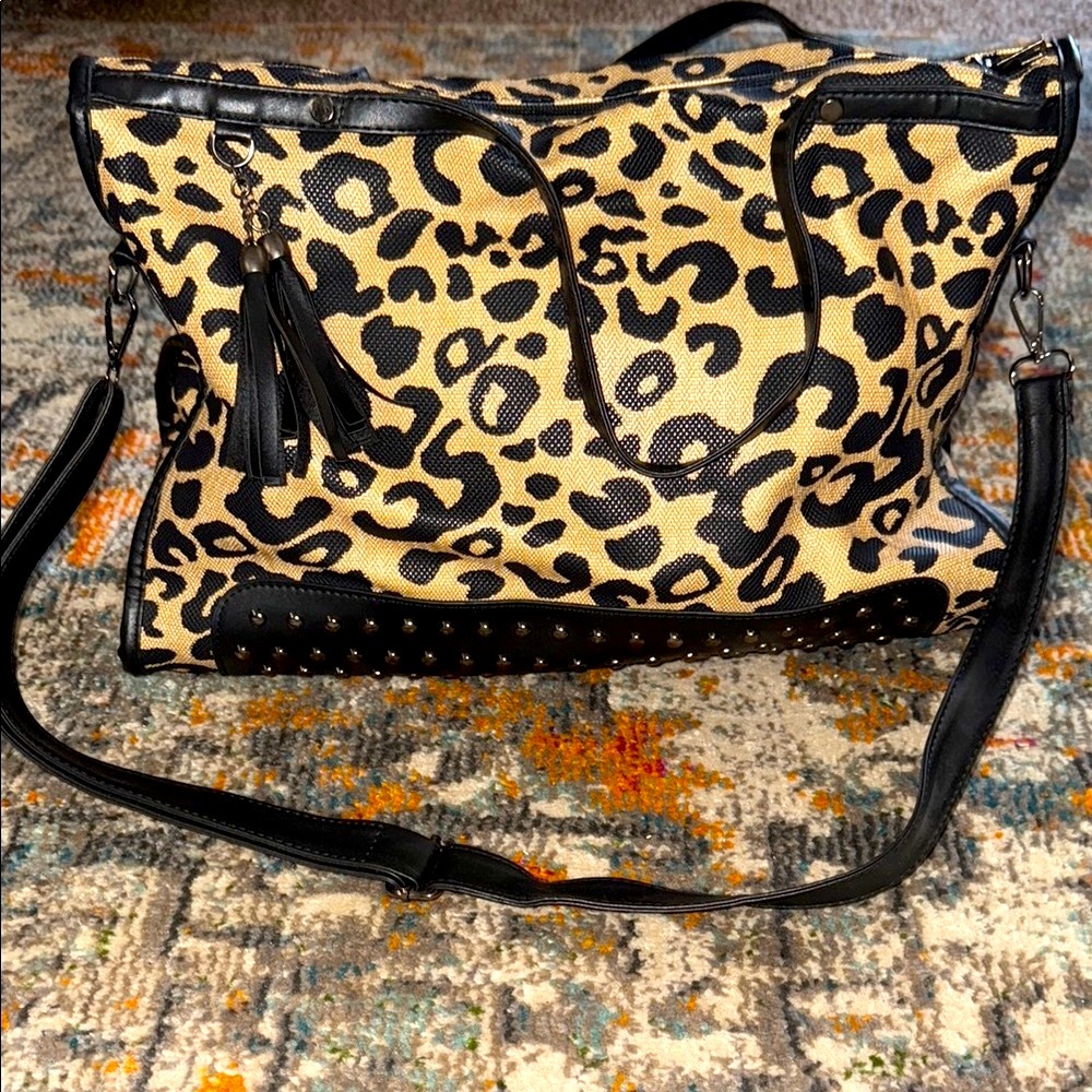 Leopard Print Tote Bag with Black Accents